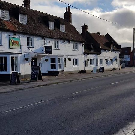 The Bull Hotel Downton  Esterno foto