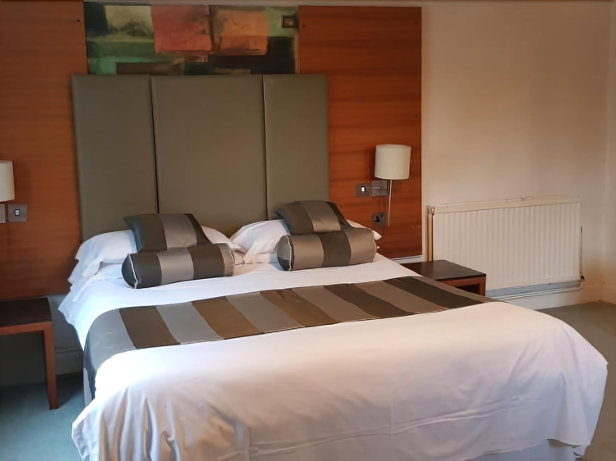 The Bull Hotel Downton  Esterno foto